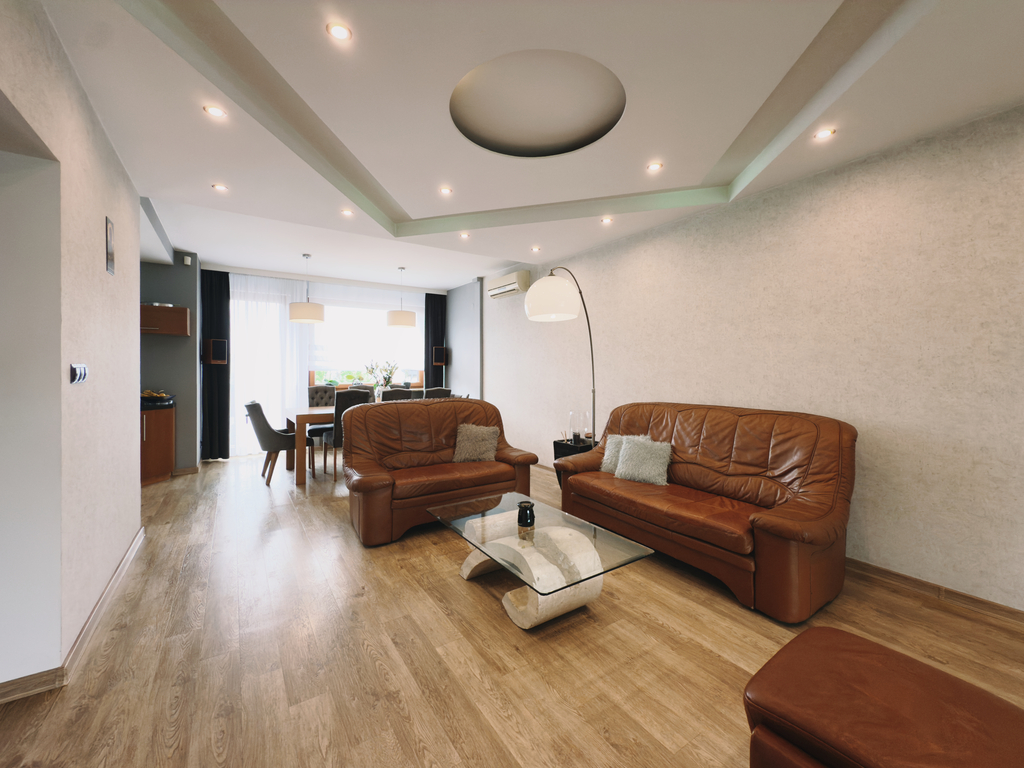 Przestronny dom z garażem i ogrodem - Międzychód