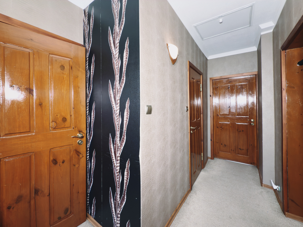 Przestronny dom z garażem i ogrodem - Międzychód