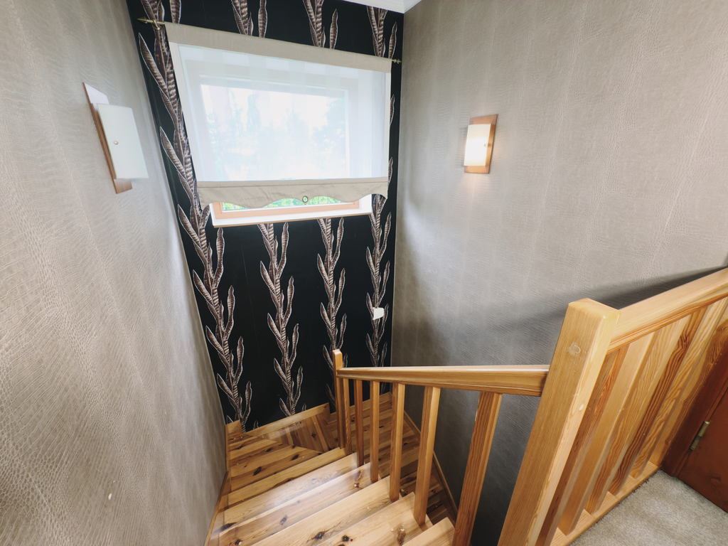 Przestronny dom z garażem i ogrodem - Międzychód