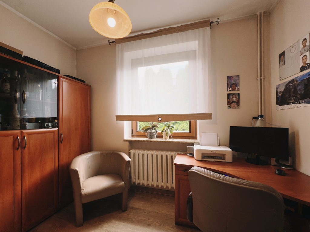 Przestronny dom z garażem i ogrodem - Międzychód