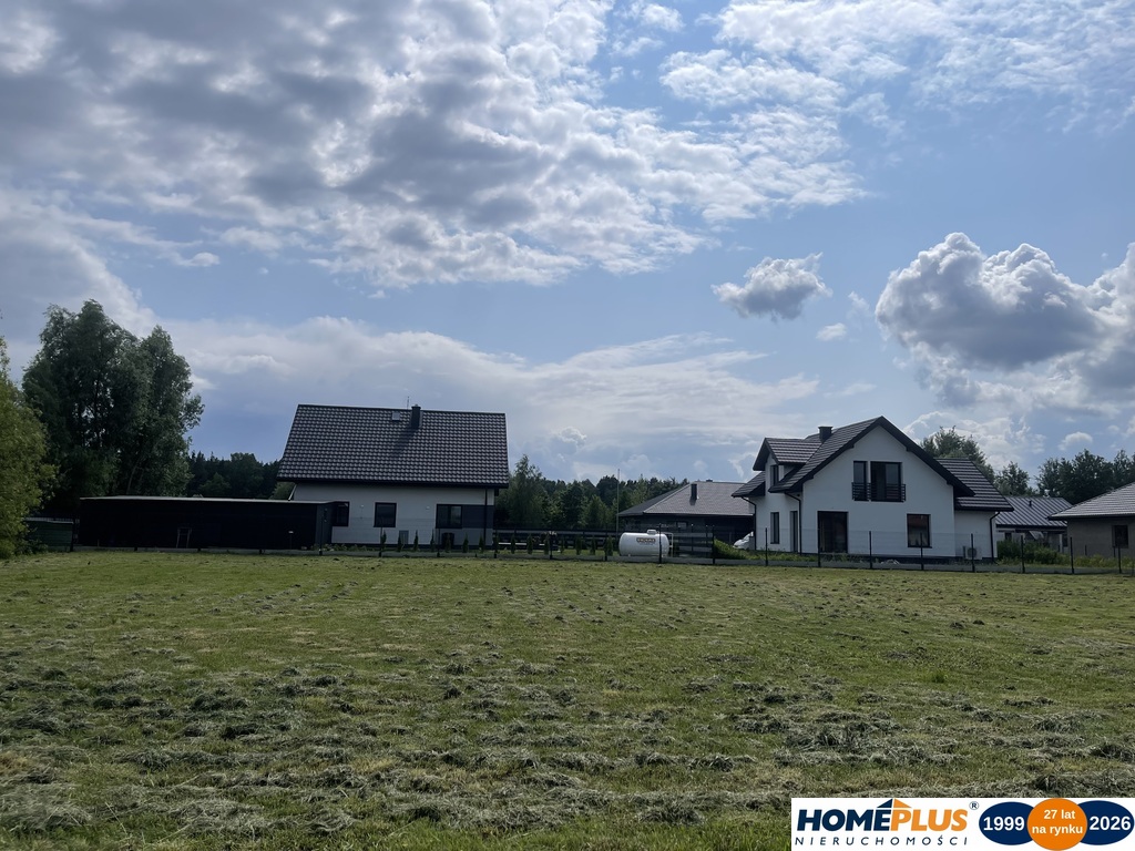 Działka usługowo-mieszkaniowa 999 m²