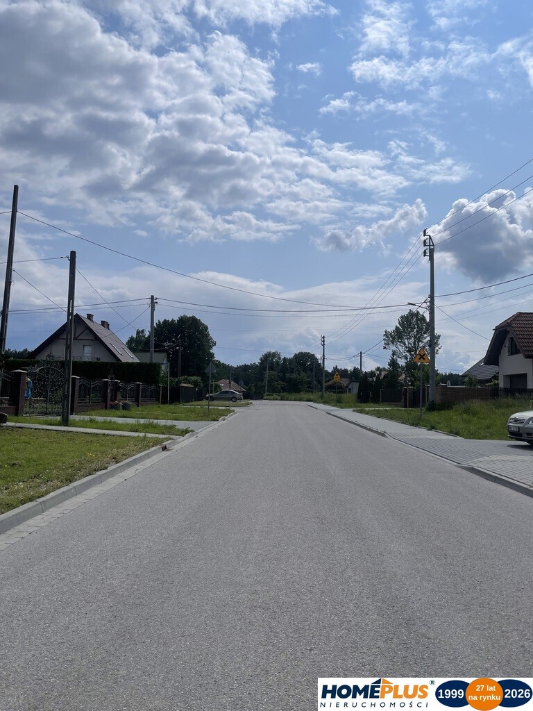 Działka usługowo-mieszkaniowa 999 m²