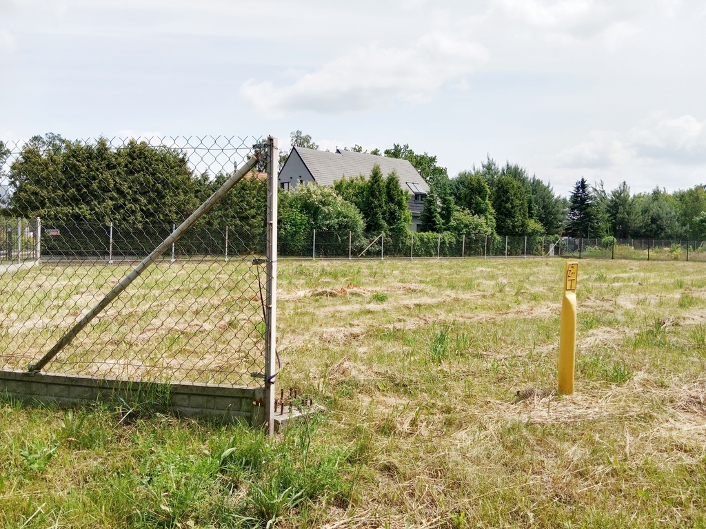 Super działka pod dom - cisza, zieleń, centrum 2km