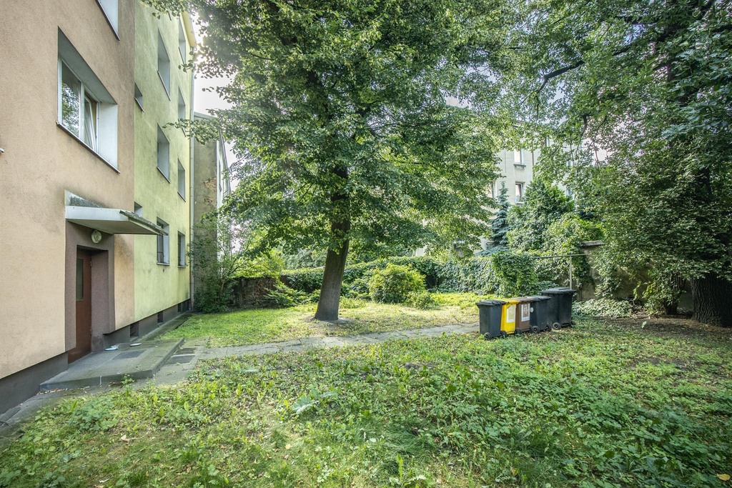 Bez trupów w szafie – bo szaf (i ścian) już nie ma