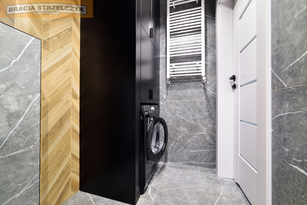 Nowe. 2 Pokoje. Garaż. Tramwaj