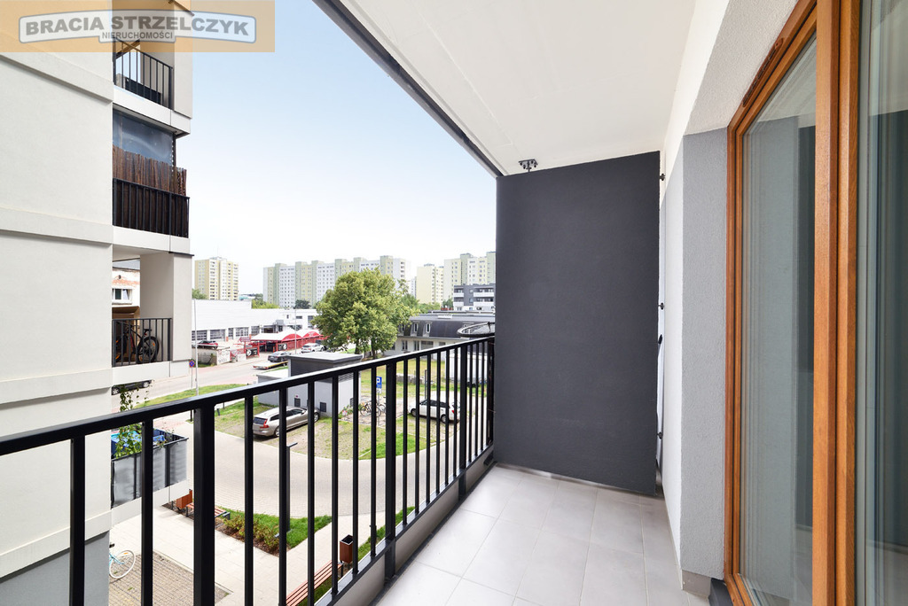 Nowe. 2 Pokoje. Garaż. Tramwaj