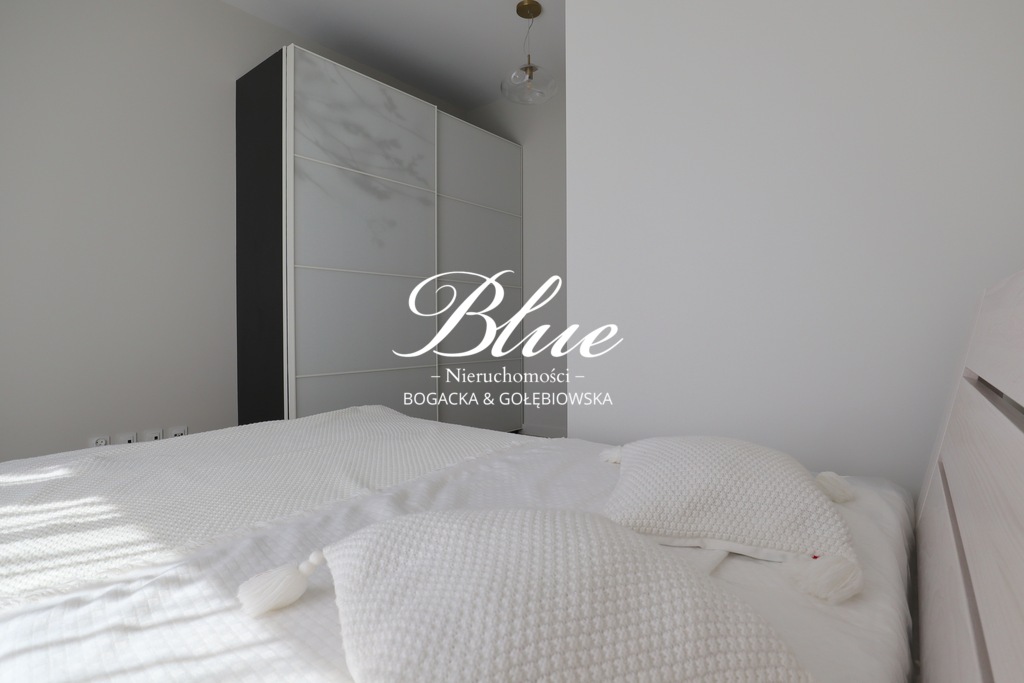 Os. Barbakan - dwupokojowe, taras, komórka, garaż