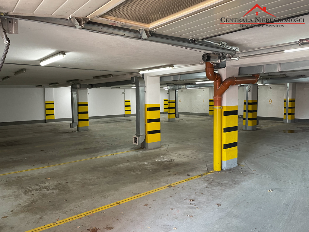 Nowoczesny biurowiec pod szkołę, hotel, medycynę