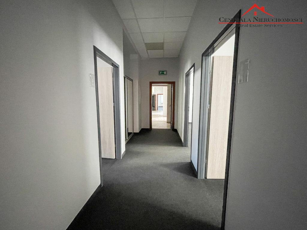 Nowoczesny biurowiec pod szkołę, hotel, medycynę