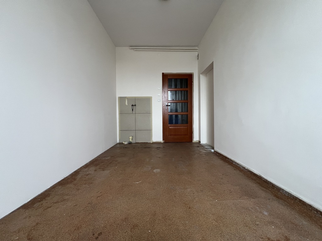 Lokal 12 m2 Okulickiego, dostęp do wody