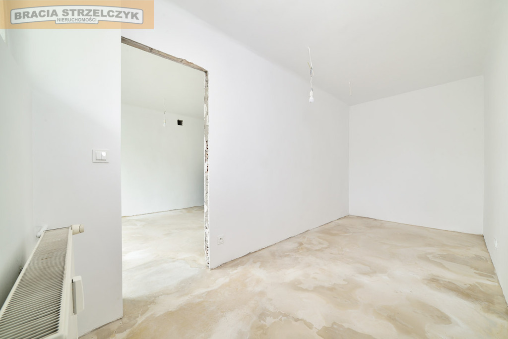 Praga Południe-2 pokoje-stan deweloperski - cegła