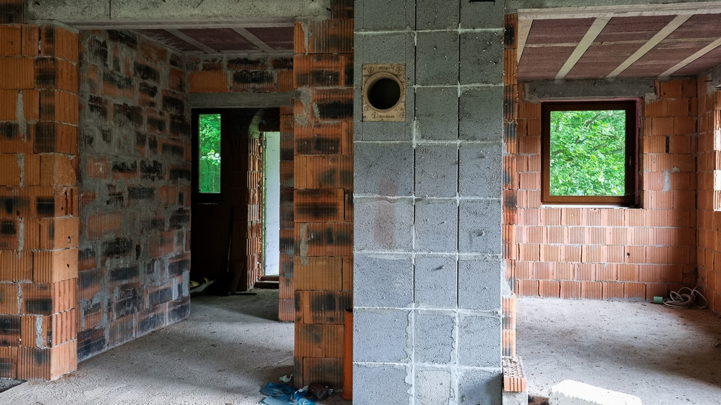 Dom na wzniesieniu, 6 pokoi, 5 łazienek, Radochów