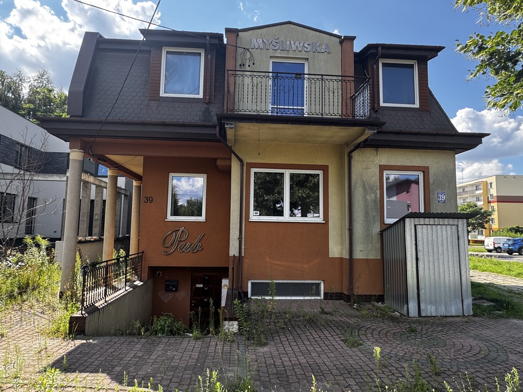 Dom wolnostojący 400 m² – Pabianice, ul. Myśliwska