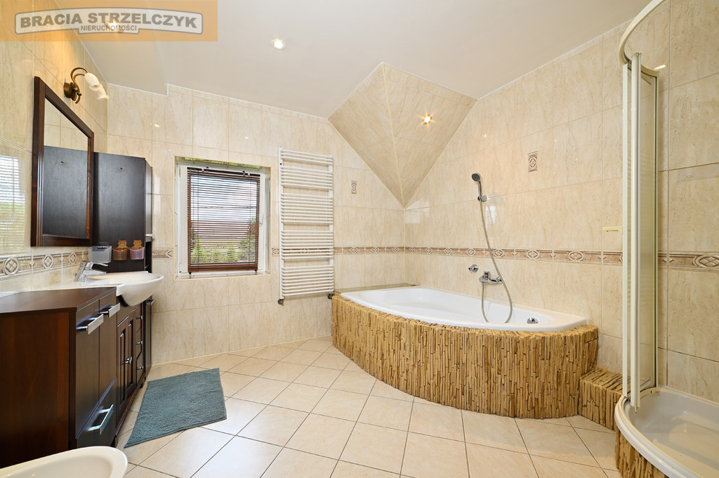 Najem okazjonalny - dom z ogrodem - 6 pokoi