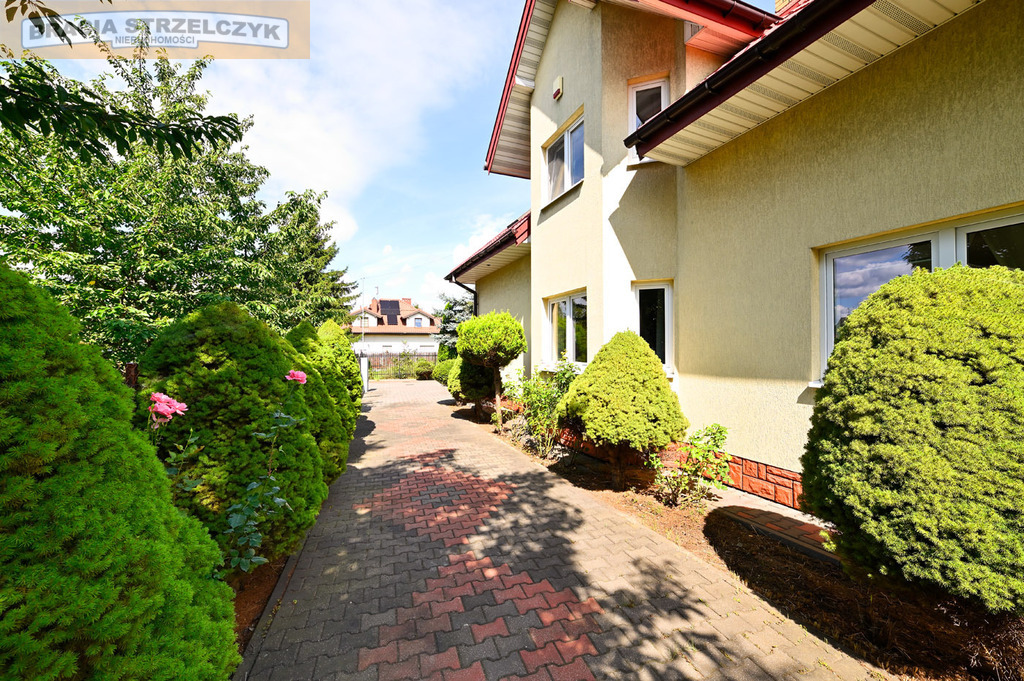 Najem okazjonalny - dom z ogrodem - 6 pokoi