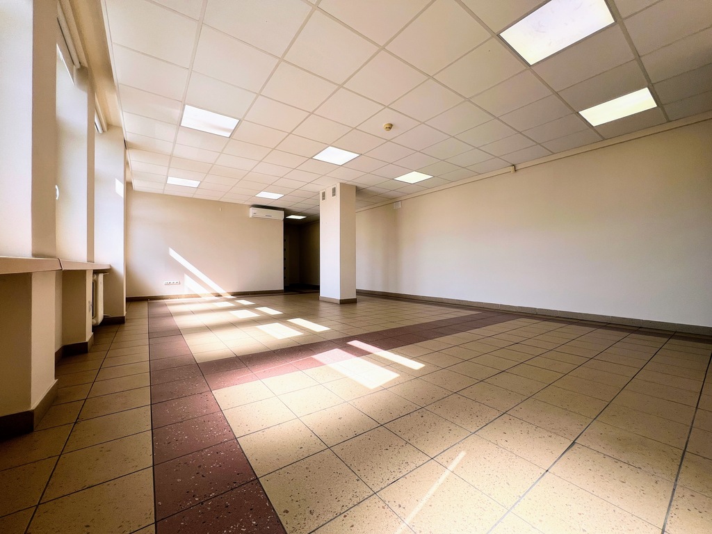 Wysoki parter, klimatyzacja, kuchnia