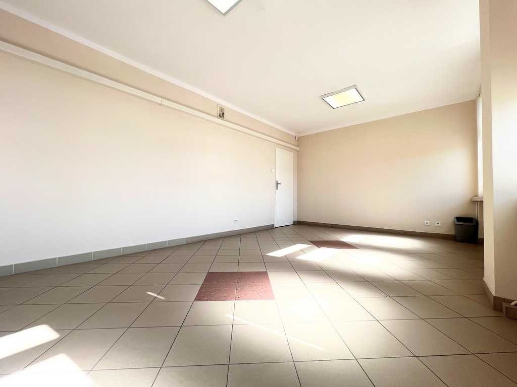 Wysoki parter, klimatyzacja, kuchnia