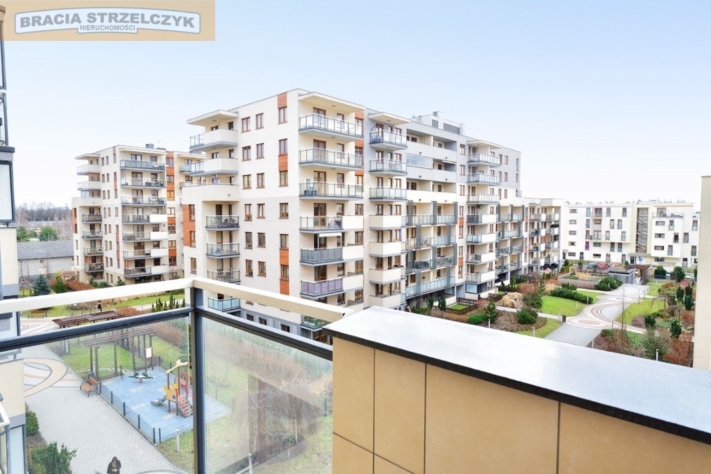 Ursus, mieszkanie dwupokojowe z garażem, balkonem