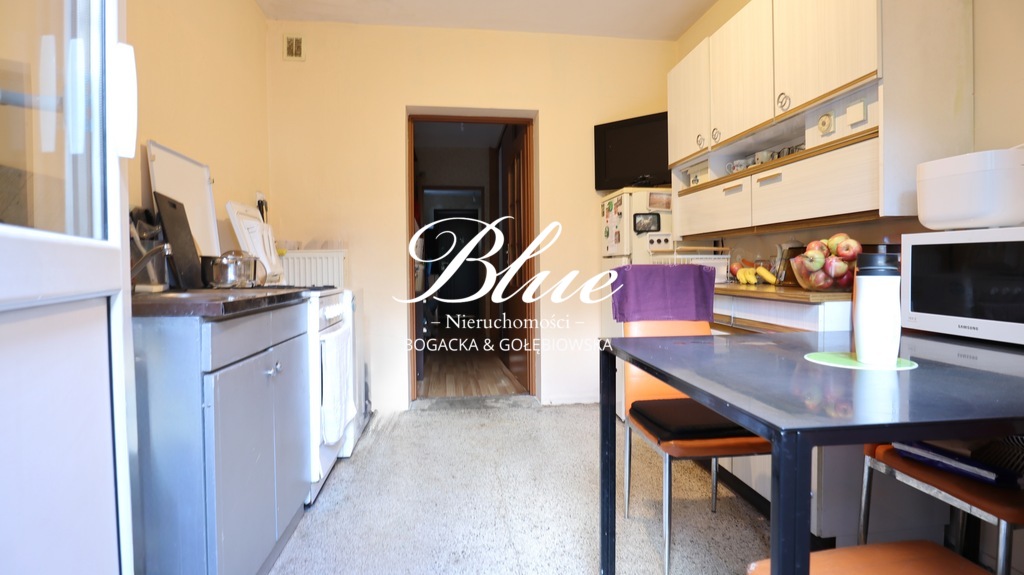 Dom w zabudowie bliźniaczej do remontu