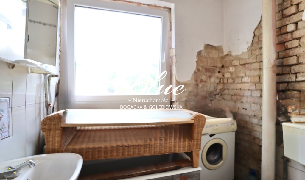 Dom w zabudowie bliźniaczej do remontu