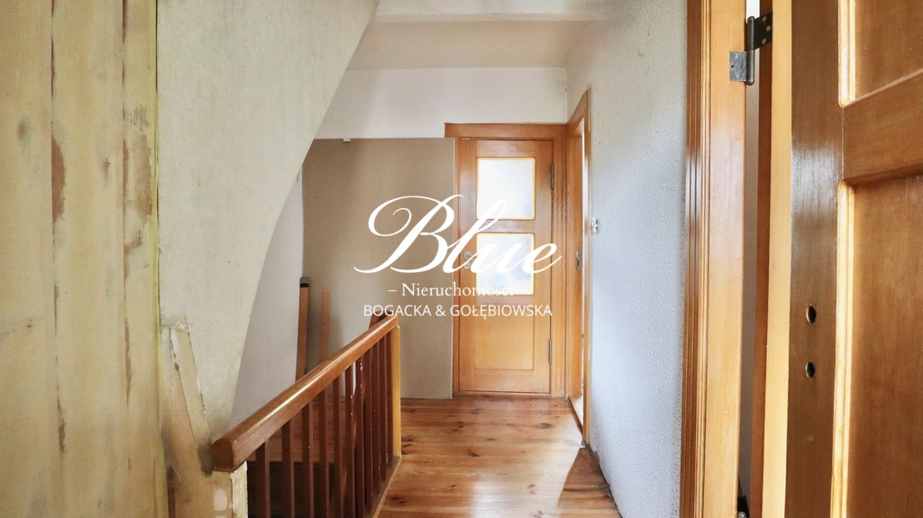 Dom w zabudowie bliźniaczej do remontu