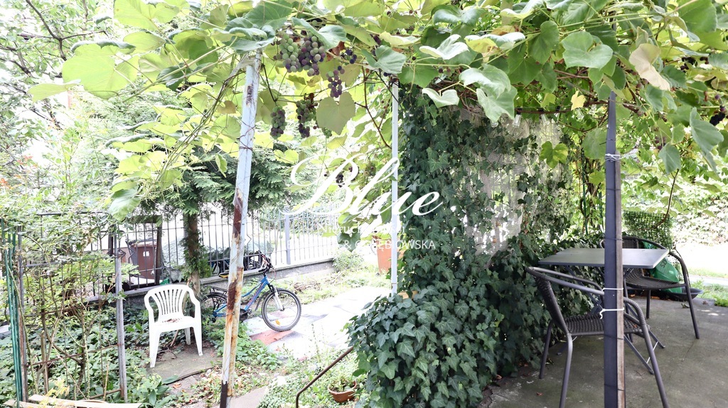 Dom w zabudowie bliźniaczej do remontu