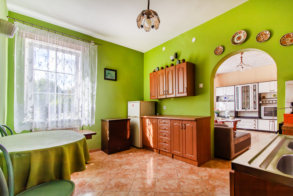 Bezczynszowe mieszkanie na parterze z garażem!