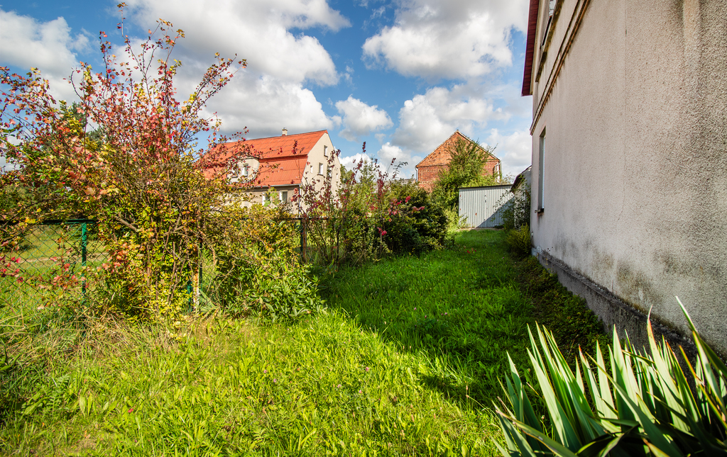 Bezczynszowe mieszkanie na parterze z garażem!