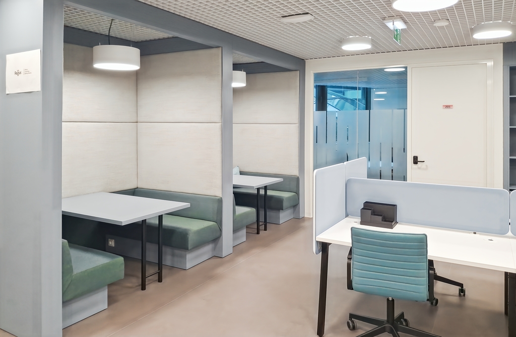 Dostęp do profesjonalnej przestrzeni coworkingowej