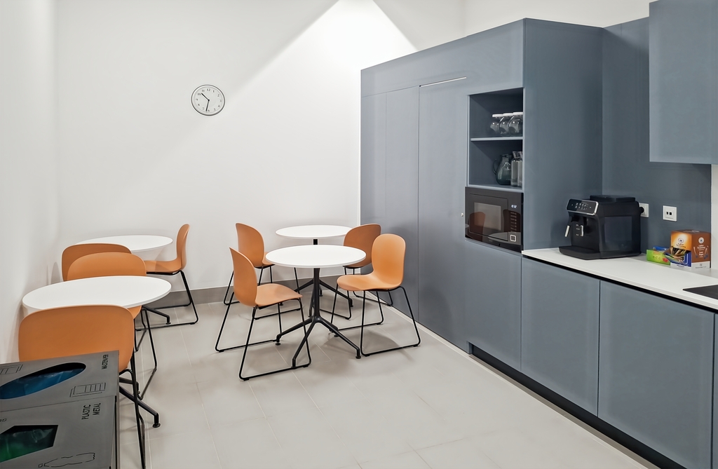 Prywatna 5-osobowa powierzchnia biurowa w Hanza