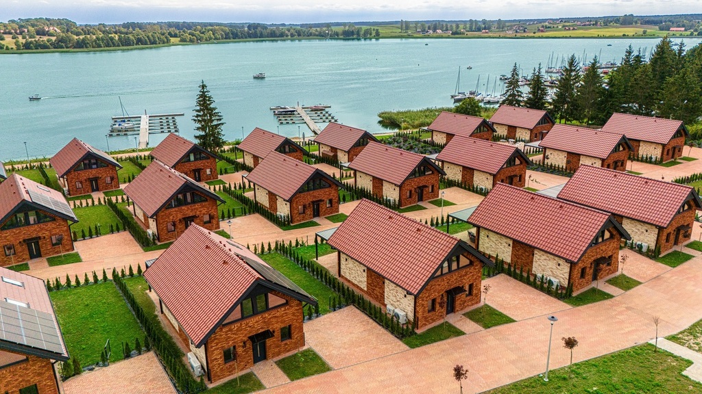 24 Domy pod klucz RYN nad jeziorem, własna marina