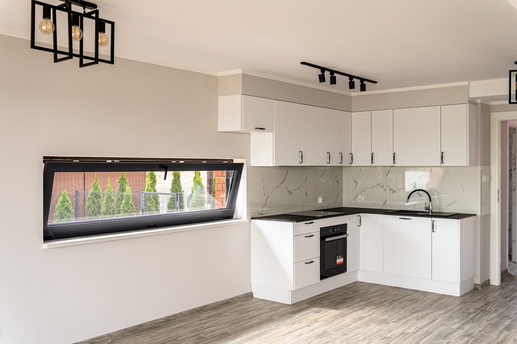 24 Domy pod klucz RYN nad jeziorem, własna marina