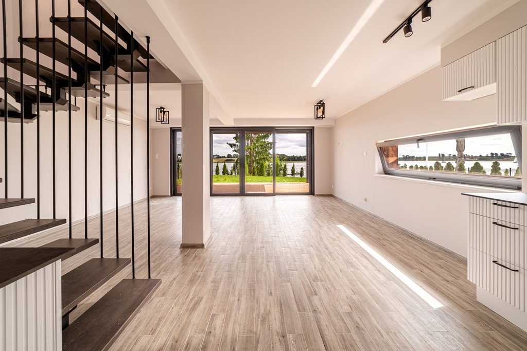 24 Domy pod klucz RYN nad jeziorem, własna marina