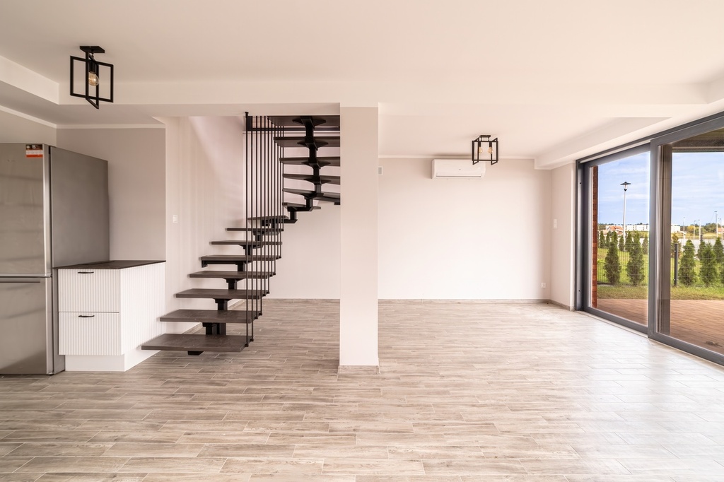 24 Domy pod klucz RYN nad jeziorem, własna marina