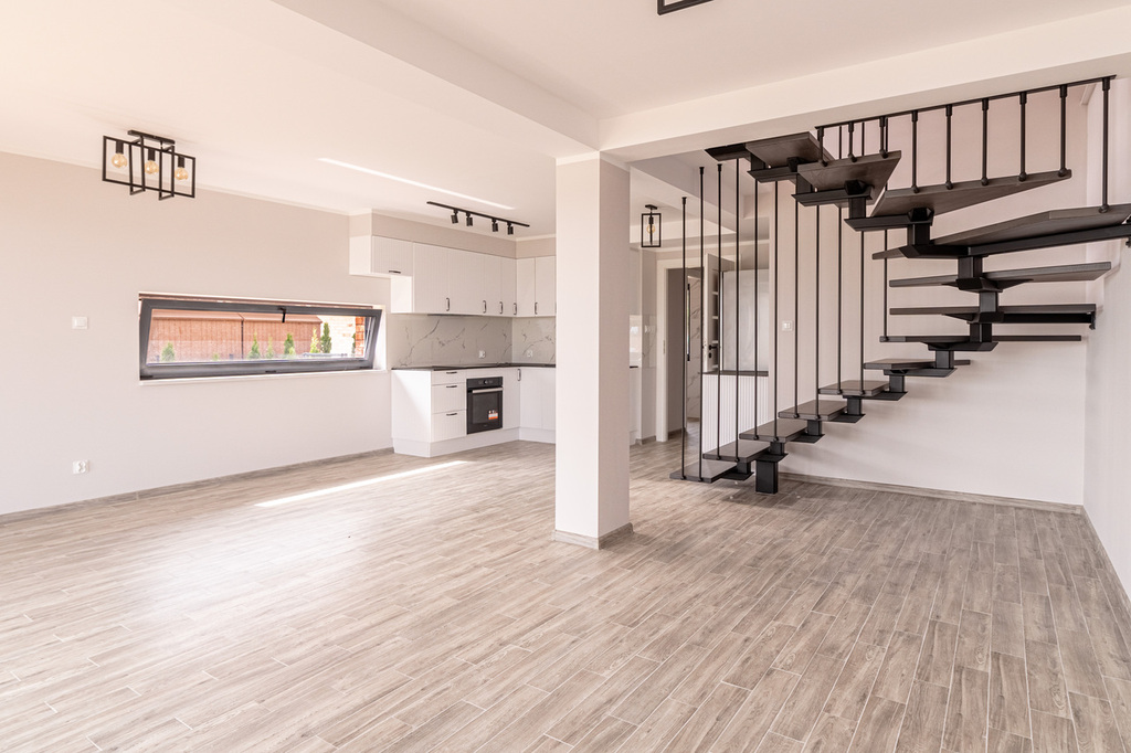 24 Domy pod klucz RYN nad jeziorem, własna marina