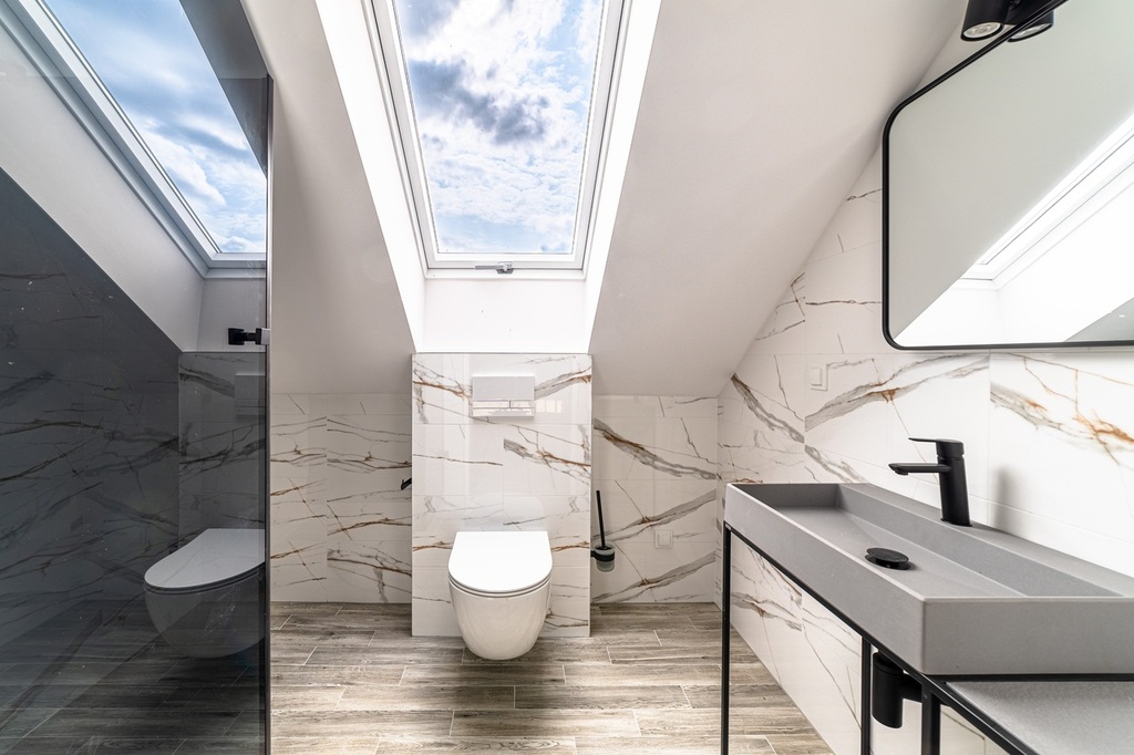 24 Domy pod klucz RYN nad jeziorem, własna marina