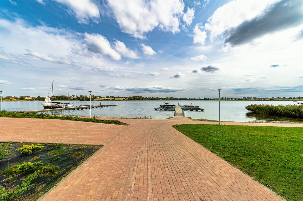 24 Domy pod klucz RYN nad jeziorem, własna marina