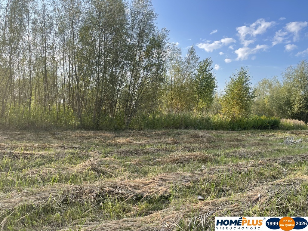 Działka budowlana 2136 m² – Dąbrówka.