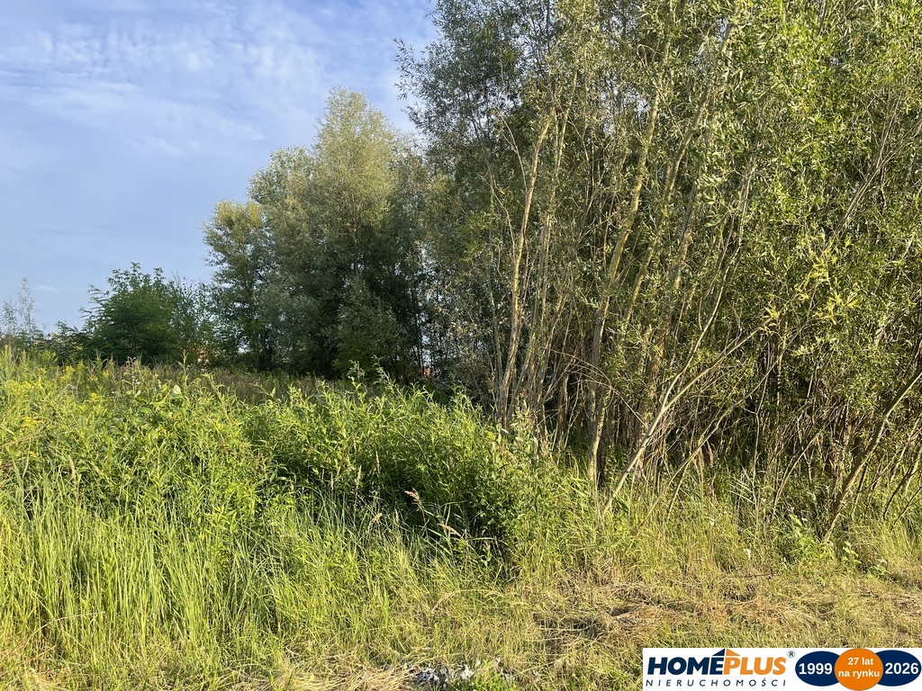 Działka budowlana 2136 m² – Dąbrówka.