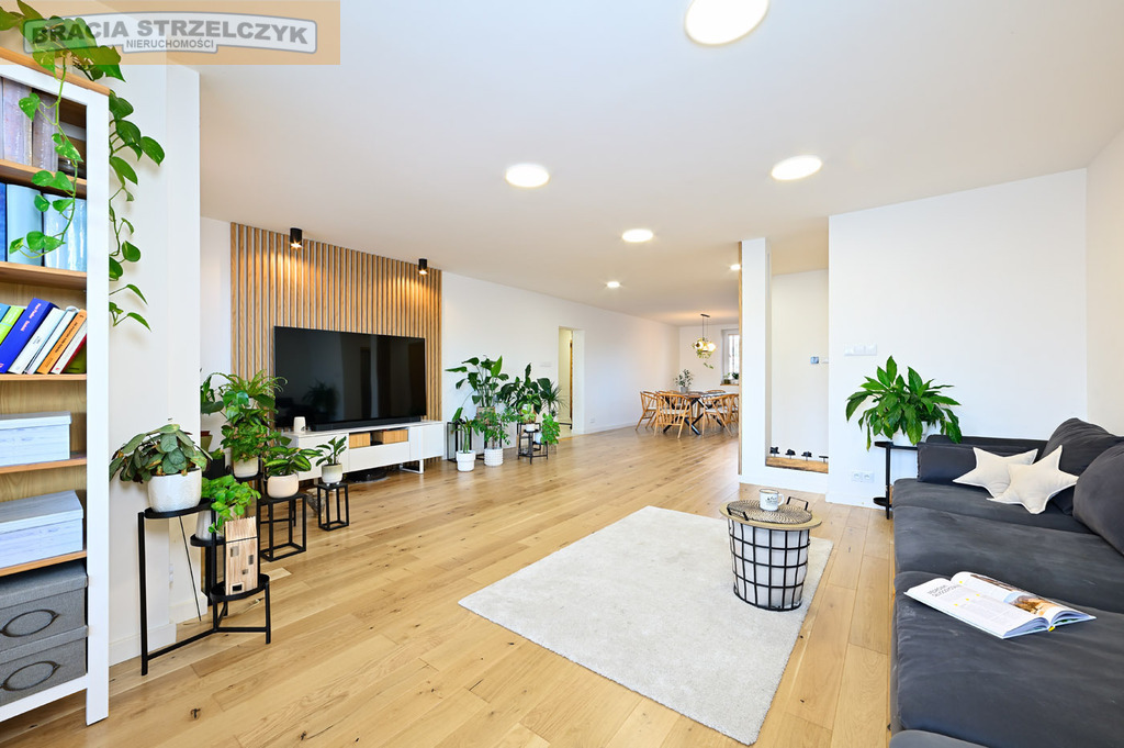 Przestronne mieszkanie na Tarchominie z balkonem