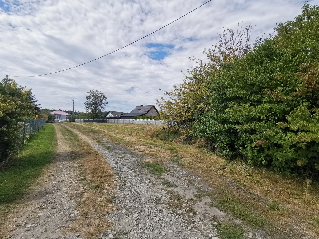 Blisko do wszyskiego – 13,6 A na sprzedaż!