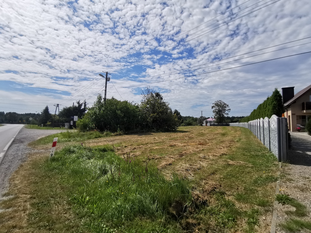 Blisko do wszyskiego – 13,6 A na sprzedaż!