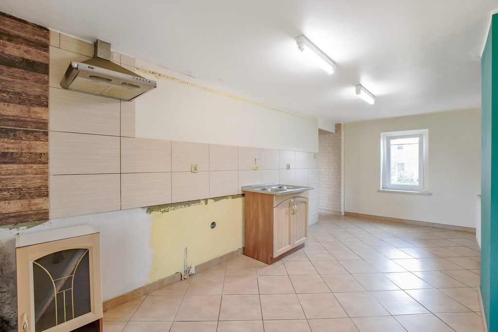 Dom z dużą działką w cenie mieszkania