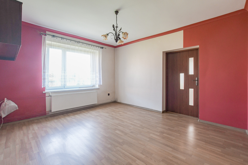 Dom z dużą działką w cenie mieszkania