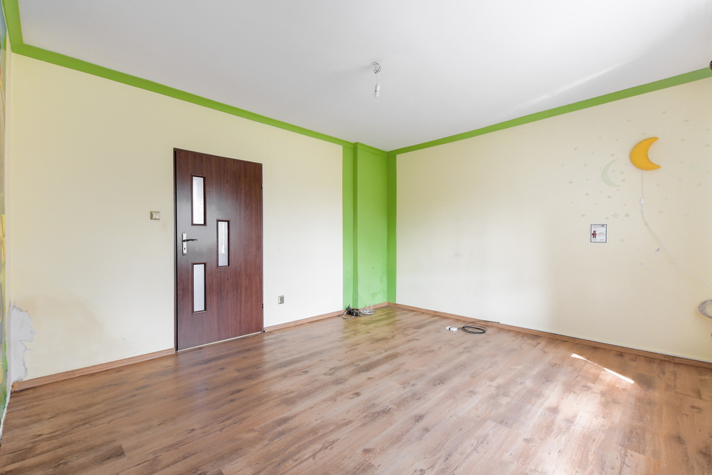 Dom z dużą działką w cenie mieszkania