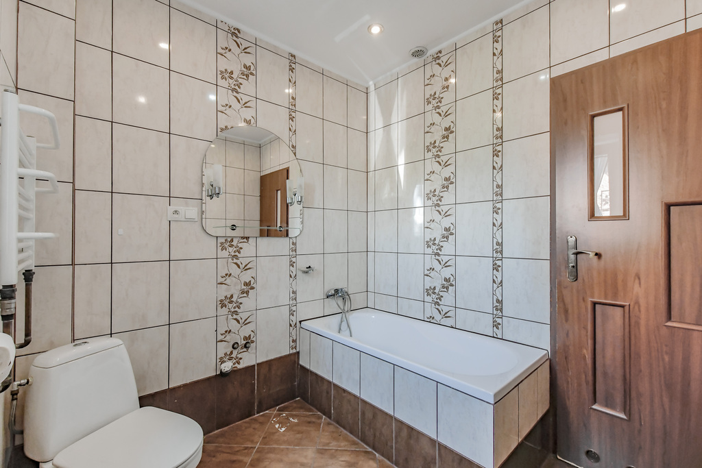 Dom z dużą działką w cenie mieszkania