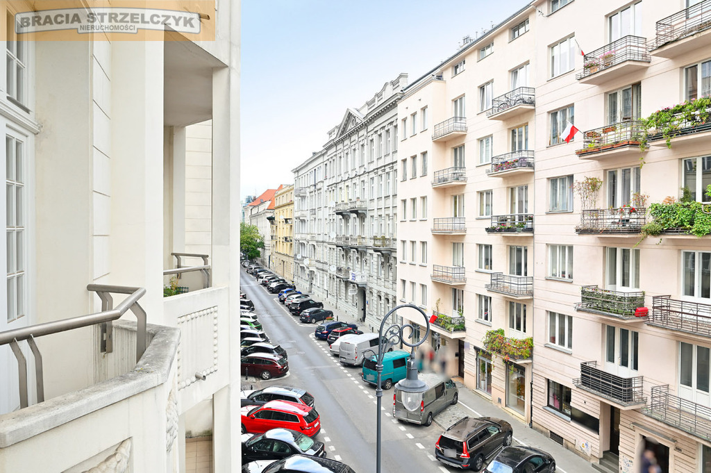 Polecam! Metro, Ścisłe centrum, kamienica, ciche!