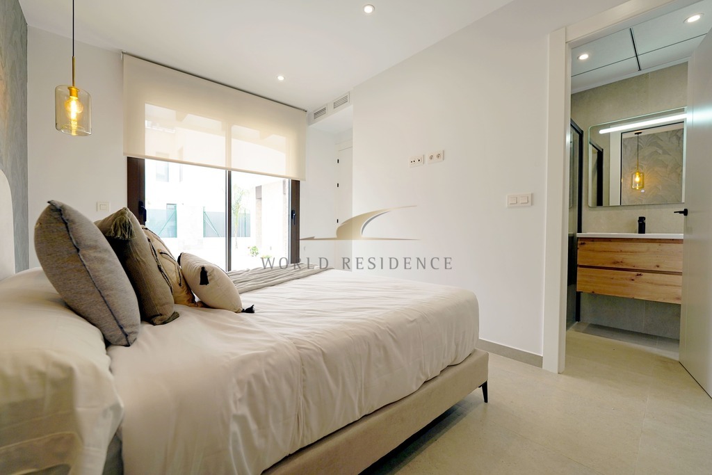 Nowoczesna, stylowa willa z basenem w Rojales