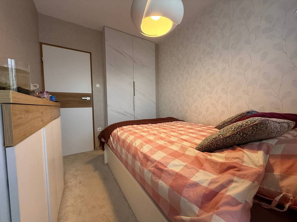 Duże mieszkanie z wyposażeniem, trzy balkony