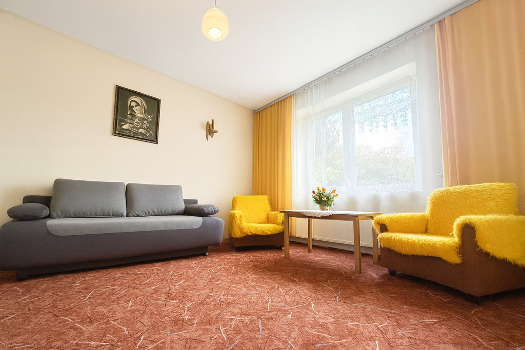 Dom 130 m² z budynkiem gospodarczym - 14,7a